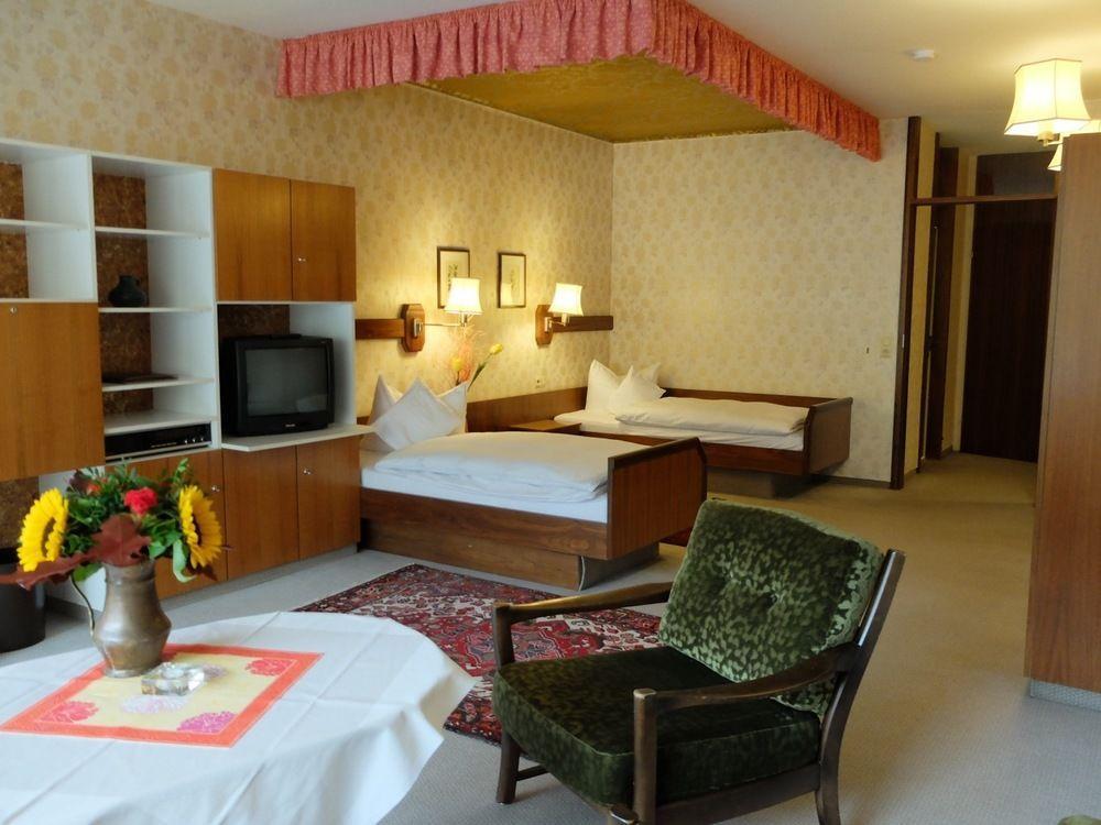 Hotel Valsana Am Kurpark Bad Wildbad Bagian luar foto