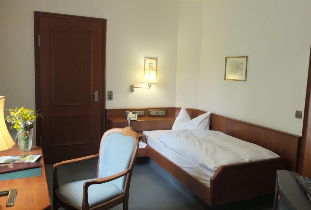 Hotel Valsana Am Kurpark Bad Wildbad Bagian luar foto