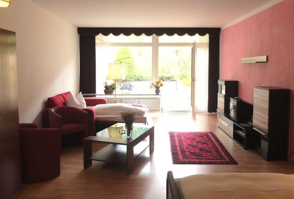 Hotel Valsana Am Kurpark Bad Wildbad Bagian luar foto