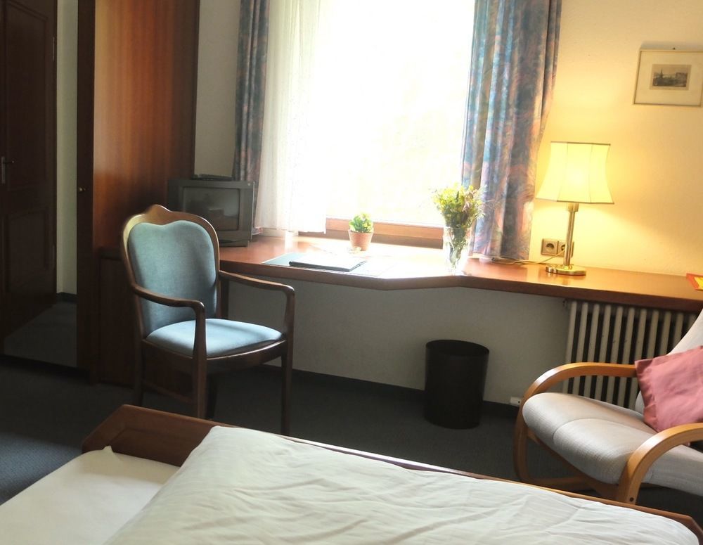 Hotel Valsana Am Kurpark Bad Wildbad Bagian luar foto