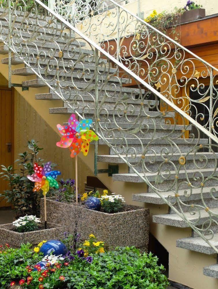 Hotel Valsana Am Kurpark Bad Wildbad Bagian luar foto